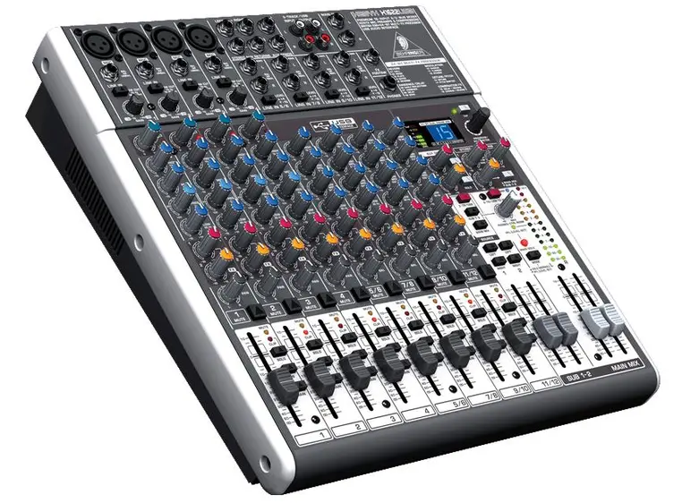 Behringer Xenyx X1622USB 